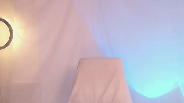 Belladonna lips online show from March 2026 10:38:01 PM