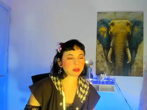 Snapshot of Hollysquirtx chatting on November 2025 01:11:01 PM Hollysquirtx online show from November 2025 01:11:01 PM