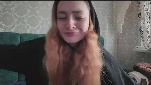 SweetLiaison online show from April 2026 06:03:02 AM