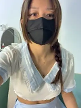 Snapshot of Cara-02 chatting on November 2025 12:35:01 AM Cara-02 online show from November 2025 12:35:01 AM