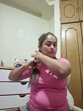 Snapshot of Laurenwc chatting on November 2025 06:57:01 PM Laurenwc online show from November 2025 06:57:01 PM