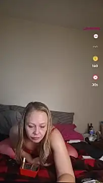 nikkibae33 online show from February 2026 12:45:02 PM