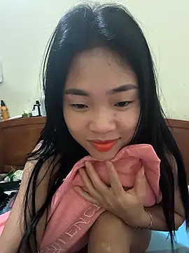 Lynly k2 online show from April 2026 01:47:02 AM