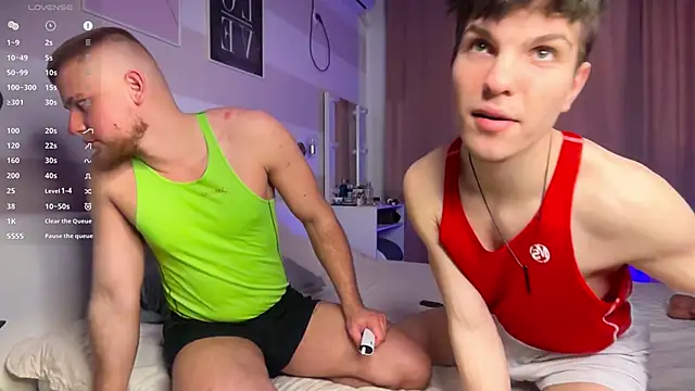 Hotpeppers666 online show from April 2026 02:58:01 PM