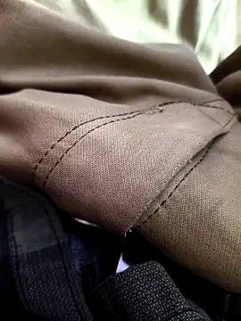 Snapshot of its__aaru chatting on November 2025 06:44:01 AM its aaru online show from November 2025 06:44:01 AM