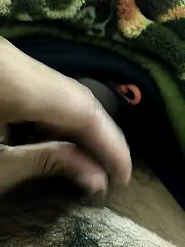 Snapshot of its__aaru chatting on November 2025 08:47:02 AM its aaru online show from November 2025 08:47:02 AM