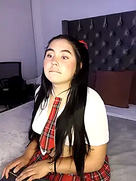 NikkiBotero online show from November 2025 09:24:02 PM