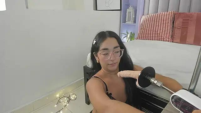 NicoletCherry   online show from December 2025 07:52:01 PM