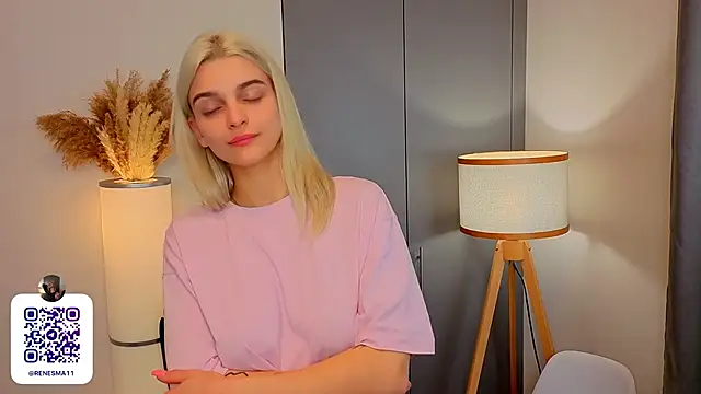 Snapshot of AdameShoyer chatting on November 2025 09:02:01 PM AdameShoyer online show from November 2025 09:02:01 PM