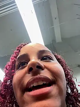 Snapshot of Nicolitalalinda chatting on February 2026 04:53:02 AM Nicolitalalinda online show from February 2026 04:53:02 AM