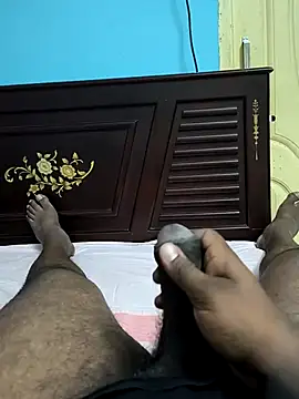 Touchmehotbitch online show from April 2026 12:30:02 AM