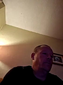 Snapshot of Tyson120 chatting on November 2025 01:37:02 AM Tyson120 online show from November 2025 01:37:02 AM