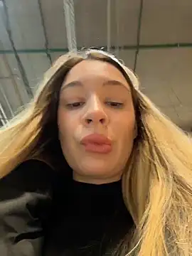 SashaCatt online show from March 2026 08:38:01 AM