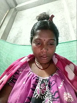 Snapshot of vipmonalisha chatting on January 2026 06:18:02 AM vipmonalisha online show from January 2026 06:18:02 AM