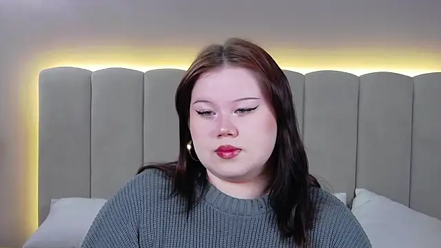 EvaNova  online show from February 2026 04:22:02 AM