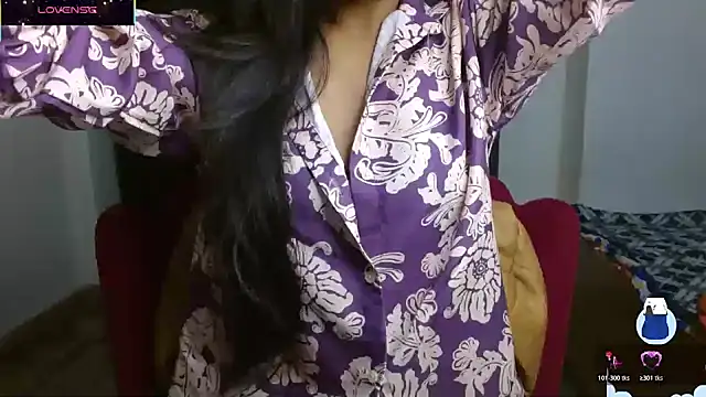 Snapshot of DesireBliss chatting on February 2026 07:30:02 PM DesireBliss online show from February 2026 07:30:02 PM