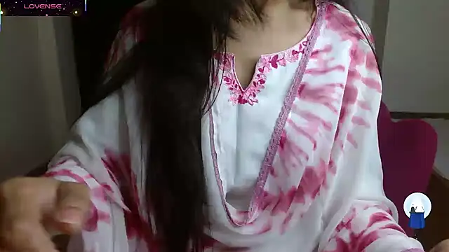 Snapshot of DesireBliss chatting on February 2026 08:38:01 PM DesireBliss online show from February 2026 08:38:01 PM