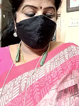 Snapshot of Dhiksha-Rani chatting on November 2025 07:46:02 PM Dhiksha-Rani online show from November 2025 07:46:02 PM