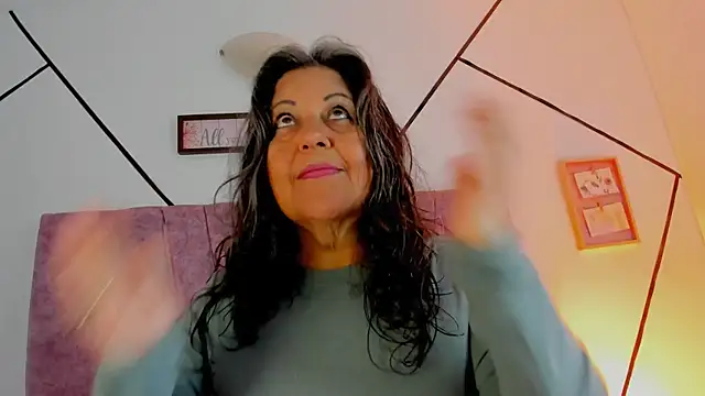 Victoriaa Anderson online show from January 2026 02:08:01 PM