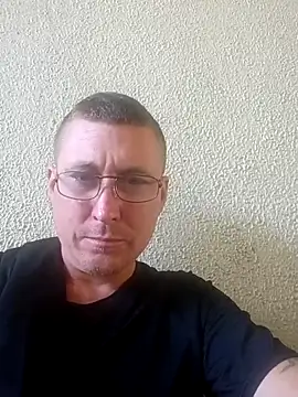 Snapshot of RoughIntentions4U chatting on November 2025 07:01:02 PM RoughIntentions4U online show from November 2025 07:01:02 PM