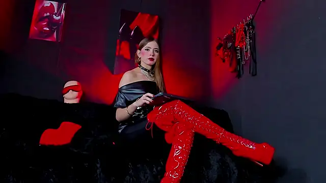 MartinaStones online show from April 2026 11:21:02 PM