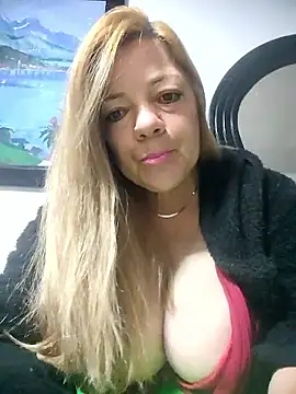 karlaanqui1 online show from February 2026 10:03:02 AM