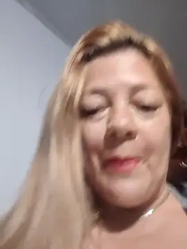 karlaanqui1 online show from March 2026 11:03:01 AM