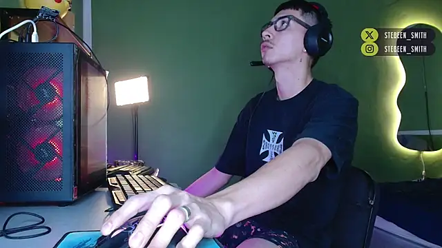 Snapshot of Kurt_williams1 chatting on March 2026 12:43:02 PM Kurt williams1 online show from March 2026 12:43:02 PM