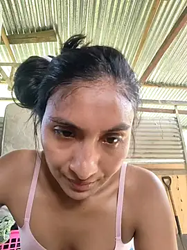 Snapshot of Uvit chatting on November 2025 07:02:02 PM Uvit online show from November 2025 07:02:02 PM