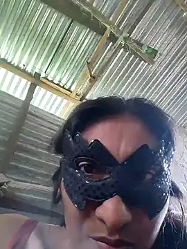 Snapshot of Uvit chatting on April 2026 06:16:02 PM Uvit online show from April 2026 06:16:02 PM