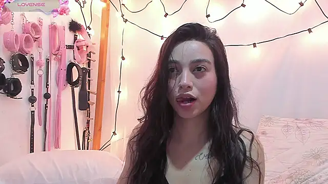 Snapshot of _Ashley_777 chatting on December 2025 11:23:02 PM Ashley 777 online show from December 2025 11:23:02 PM