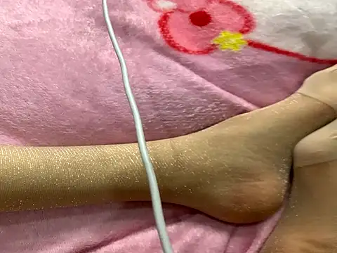 hoho-is online show from December 2025 04:36:01 PM