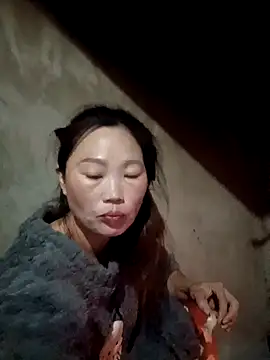 Snapshot of blonde_blg chatting on February 2026 09:37:02 AM blonde blg online show from February 2026 09:37:02 AM