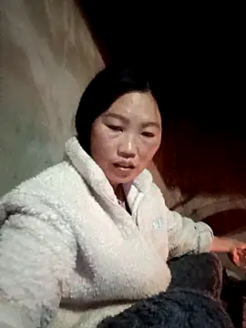 Snapshot of blonde_blg chatting on February 2026 11:17:01 AM blonde blg online show from February 2026 11:17:01 AM