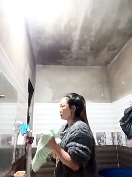 Snapshot of blonde_blg chatting on March 2026 11:33:01 PM blonde blg online show from March 2026 11:33:01 PM