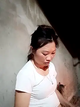 Snapshot of blonde_blg chatting on March 2026 12:42:02 PM blonde blg online show from March 2026 12:42:02 PM