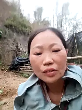 Snapshot of blonde_blg chatting on April 2026 11:00:01 AM blonde blg online show from April 2026 11:00:01 AM