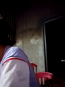 Snapshot of blonde_blg chatting on April 2026 12:01:01 PM blonde blg online show from April 2026 12:01:01 PM