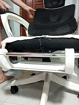 Em-mupmup online show from December 2025 05:35:01 AM