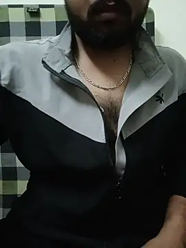 MrToxxic online show from November 2025 05:45:03 PM