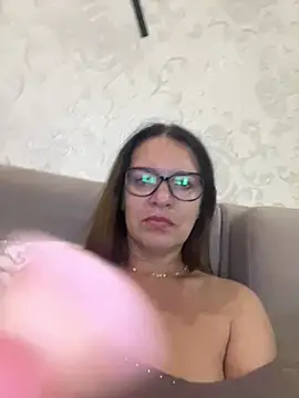 Milana8263 online show from July 2026 07:05:02 PM