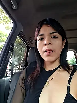 Snapshot of Skinny_Wet chatting on November 2025 08:09:01 PM Skinny Wet online show from November 2025 08:09:01 PM