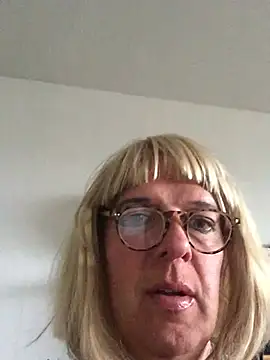 simone xdressing online show from June 2026 02:49:02 PM