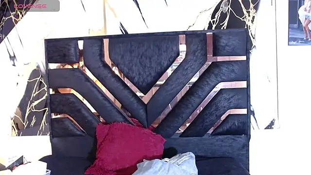 tael novacs online show from January 2026 04:25:01 AM