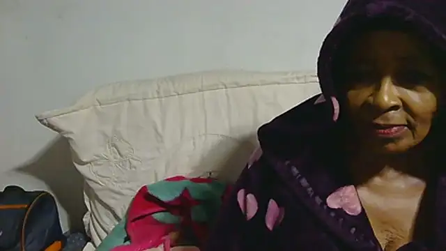 GucciladyXXXX online show from February 2026 08:24:01 AM