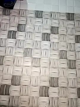 thuy-kieu online show from March 2026 09:11:01 PM