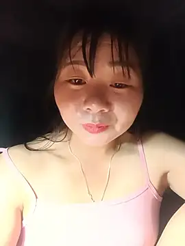 Snapshot of vangkt-cute chatting on May 2026 07:08:02 PM vangkt-cute online show from May 2026 07:08:02 PM