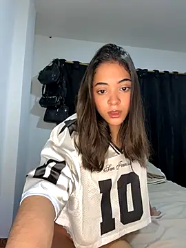 Snapshot of starsweet___ chatting on November 2025 07:13:02 PM starsweet online show from November 2025 07:13:02 PM