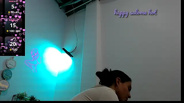 salomesmit666 online show from April 2026 06:57:01 PM