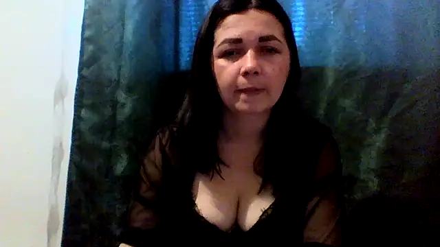 Vitalina282128 online show from July 2026 06:41:01 AM